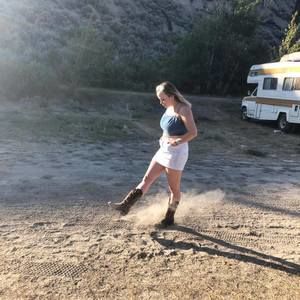 Meet your Posher, Abbie